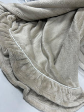 PREZIOSA PLAID IN CORAL CHIC2.COP.BIG CON FRILL